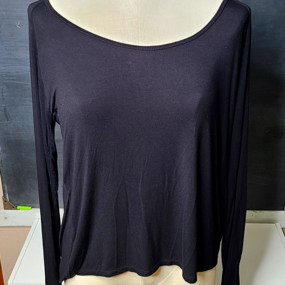 ZYIA Black Namaste Long Sleeve T Large 832